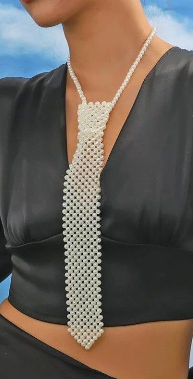 pearl muse tie pearl muse tie
